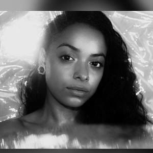 Meet your Posher, Talea